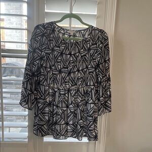 Spense Black and White Geometric Blouse